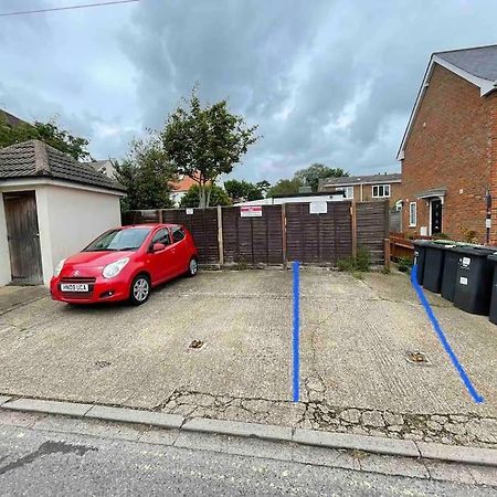 エムズワース1 Bed Flat With Parking Near Town Centreアパートメント エクステリア 写真